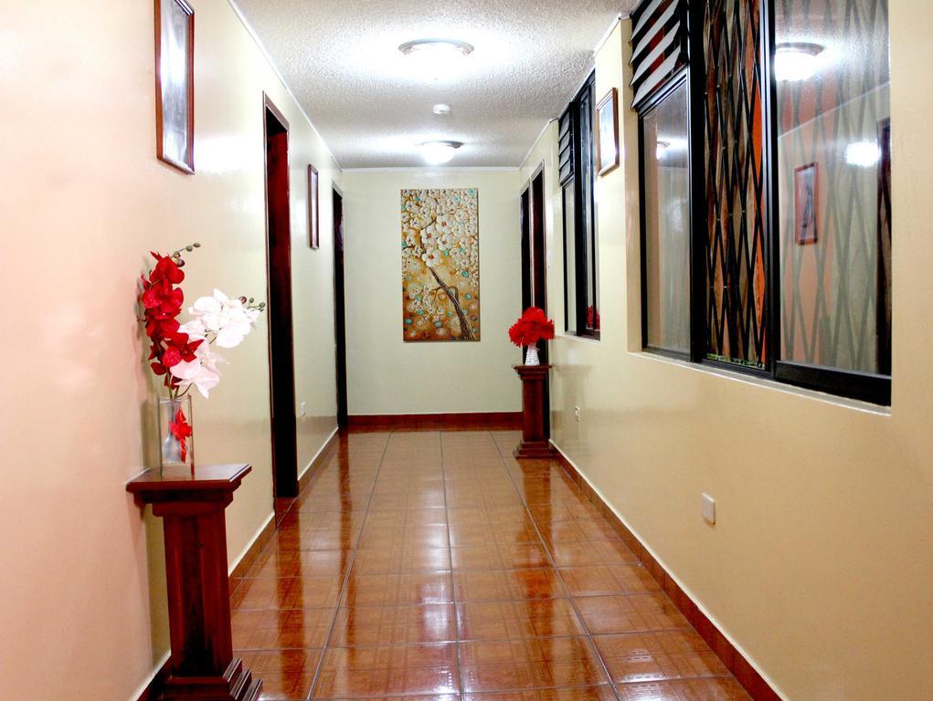 Hotel Margarita Inn Alameda Quito Exterior photo