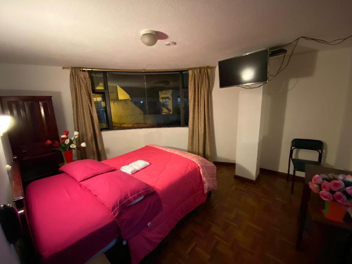 Hotel Margarita Inn Alameda Quito Exterior photo
